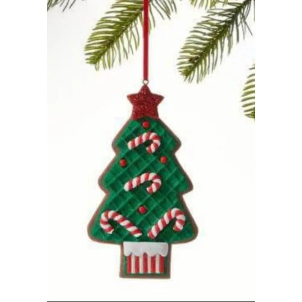 Holiday Lane Santa's Favorites Tree with Candy Canes Ornament